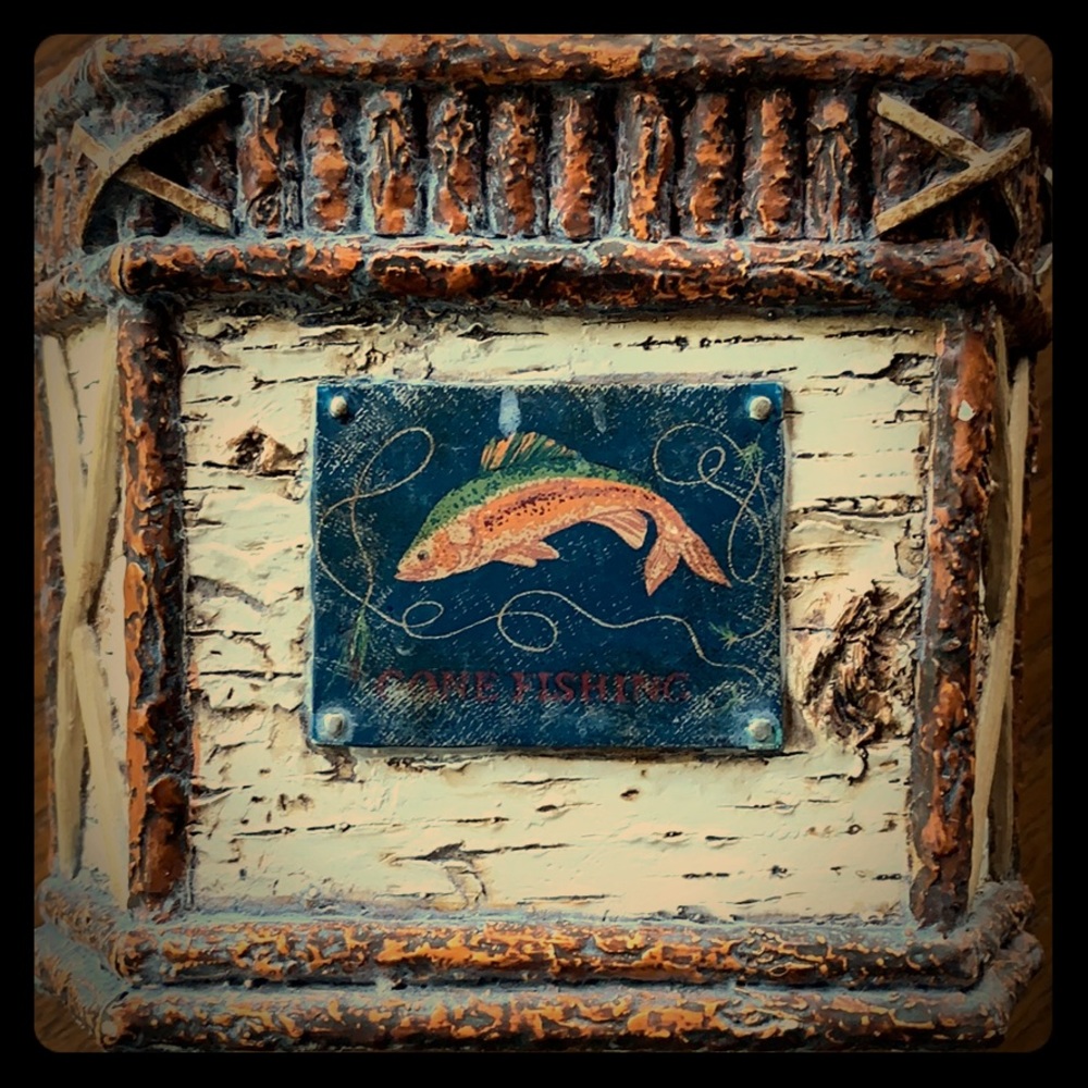 Rustic Ceramic Toothbrush/Toothpaste Holder w Fish